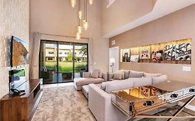 Magic Village 4 Bedroom! Welcome Home!